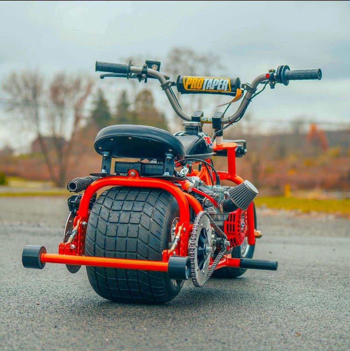 Predator Ghost MiniBike (Red) - Image 2
