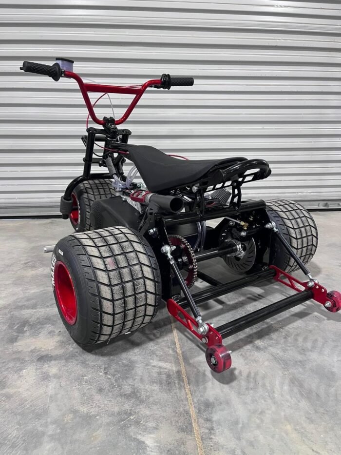 Hustler Mini Trike (black & red) - Image 2