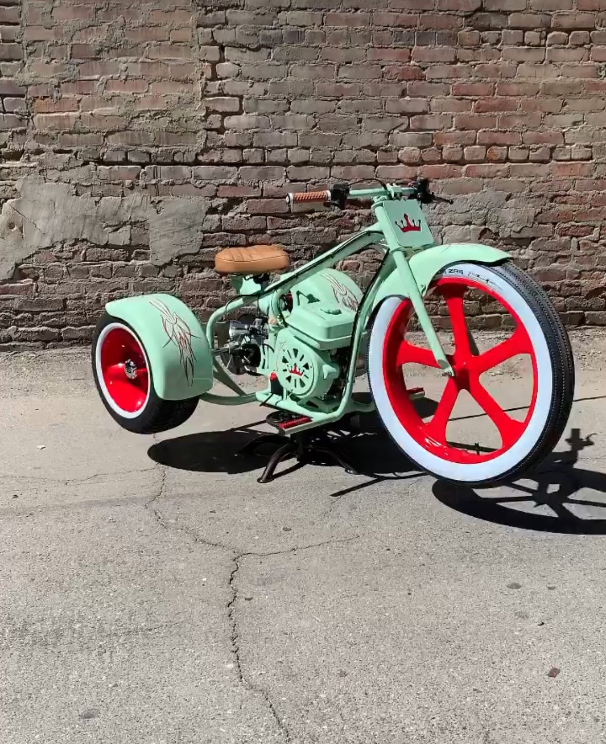 Big Front Wheeler (Mint Green)