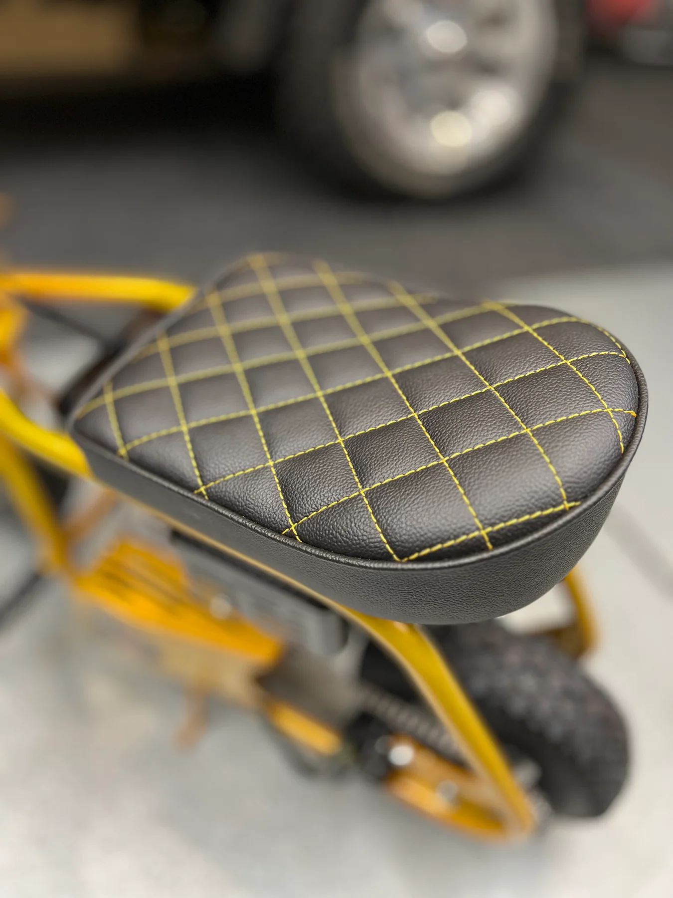 Lil Hustler MiniBike (Yellow) - Image 3